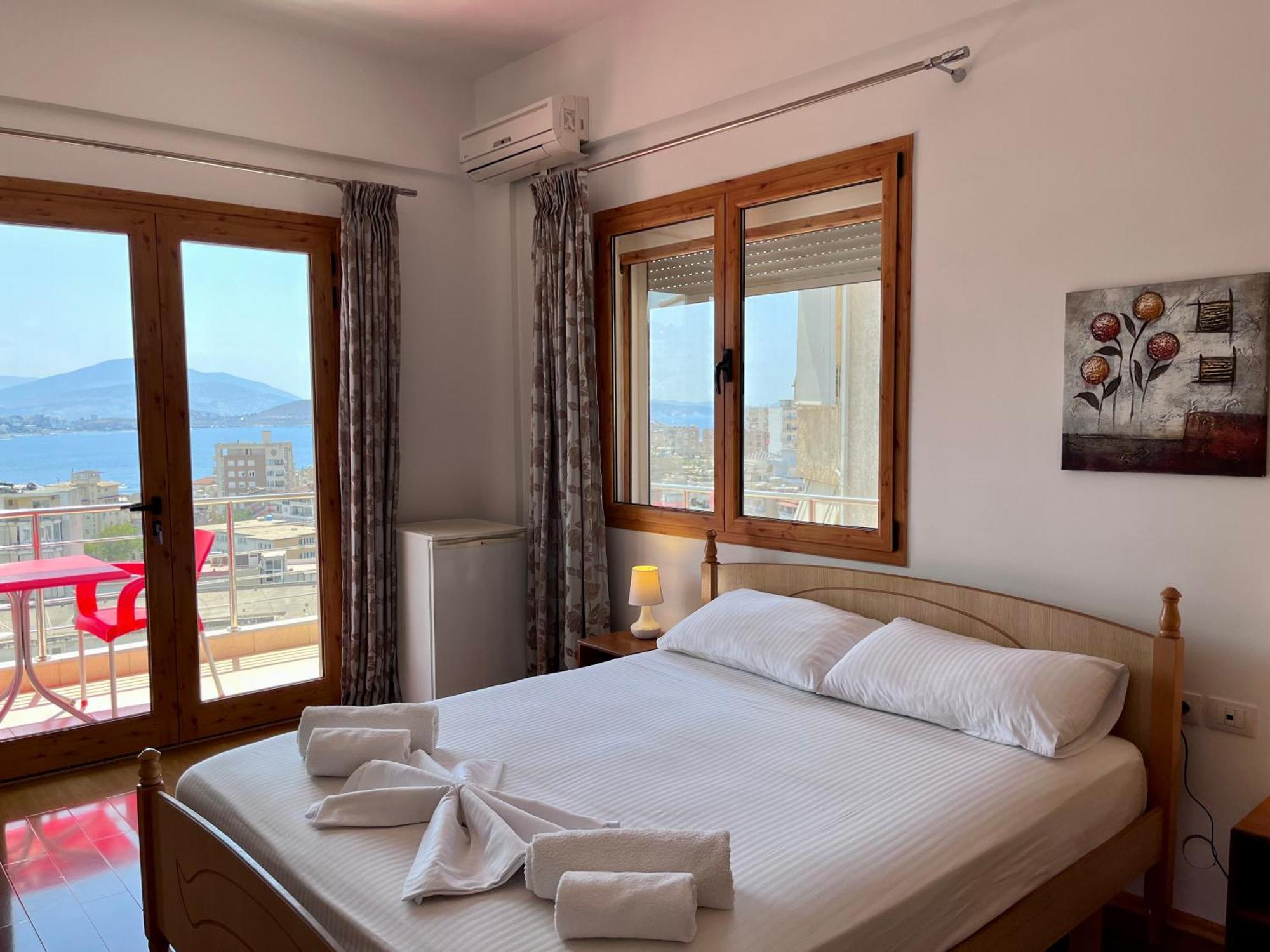 Hotel Villa Zeneli Sarandë Esterno foto