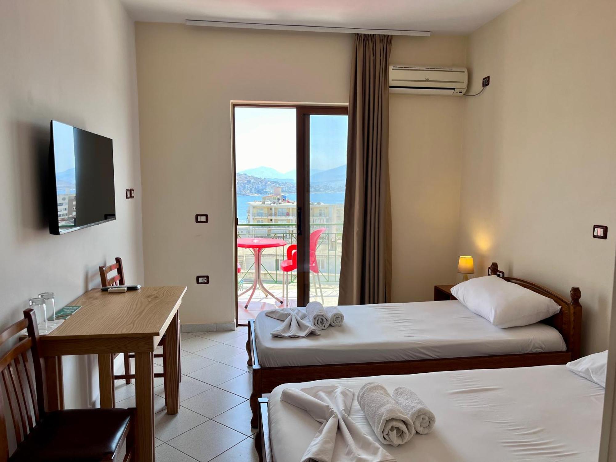 Hotel Villa Zeneli Sarandë Esterno foto